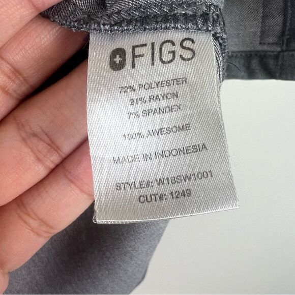 Figs Pacora women's XXS scrub top in Graphite Kangaroo pocket Style W18SW1001 - Picture 5 of 7